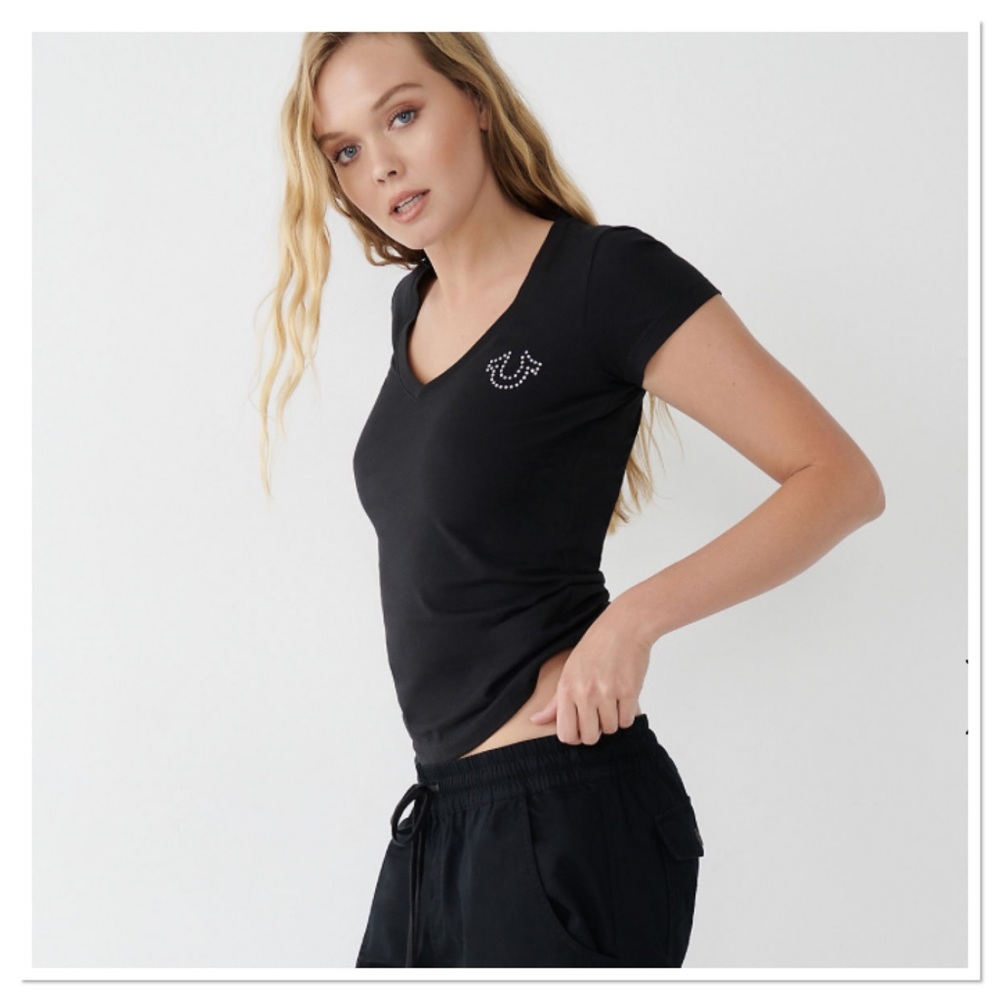 True Religion Women’s Crystal Logo V Neck Tee Shirt T-Shirt
